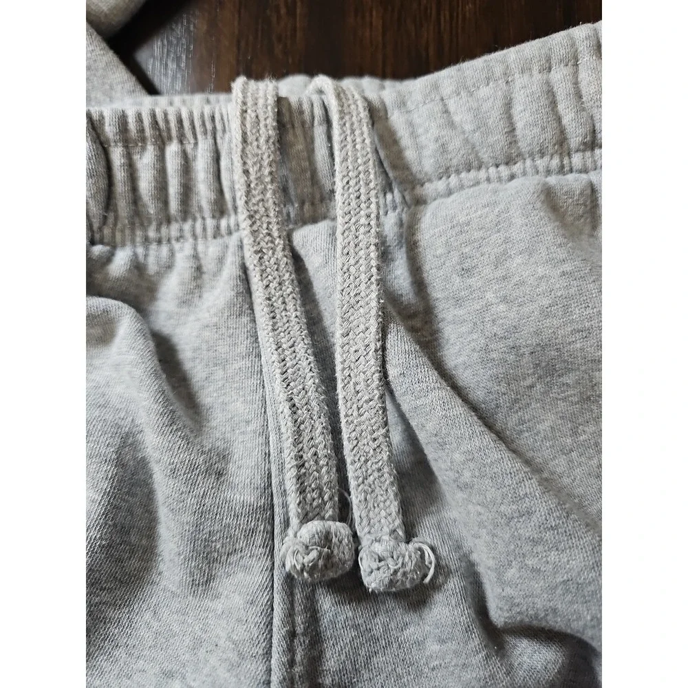 Nike Men's Sportswear Club Fleece Tapered Joggers Pants Gray Size M‎